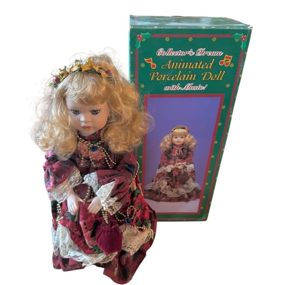 Collector's Dream Animated Musical Porcelain Doll Blonde 16" Christmas nostalgia